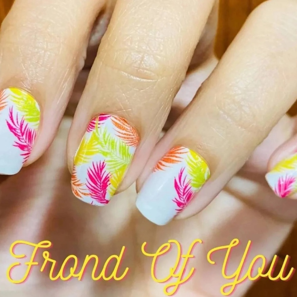 Frond of You Color Street Nail Strips (RETIRED) Palm Trees 🌴